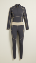 Technical activewear set with moisture-wicking fabric